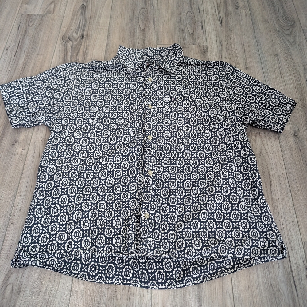 Polo Jeans Men's Black and White Patterned Shirt Sz Large